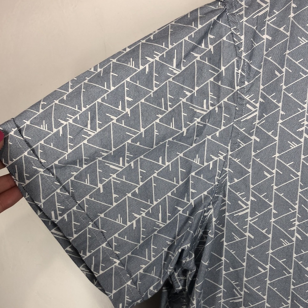 Apt 9 Blue Triangle Print Button Down Shirt Xl - image 4